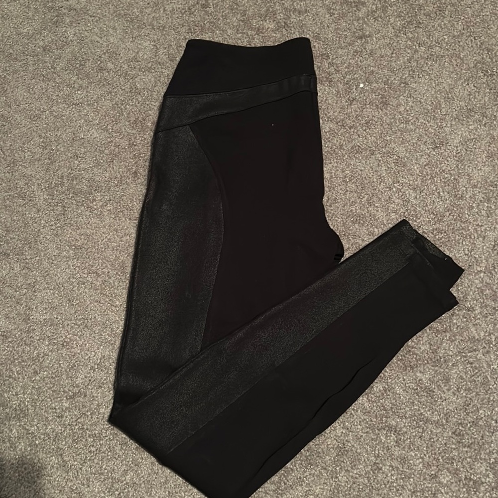 Rickis pointe crackle leggings
